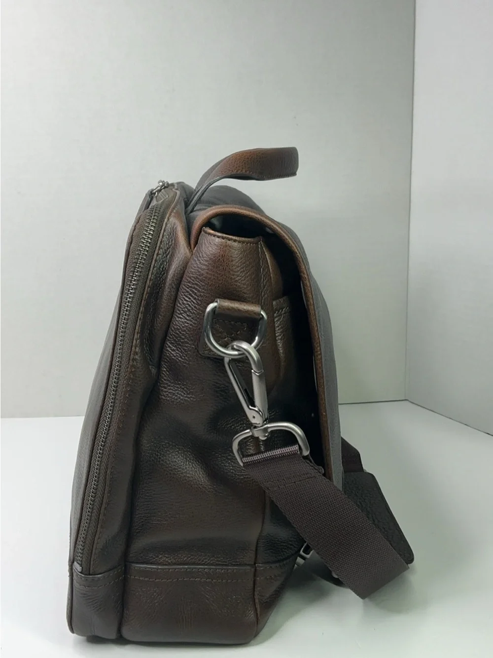 Banana Republic brown leather messenger bag.